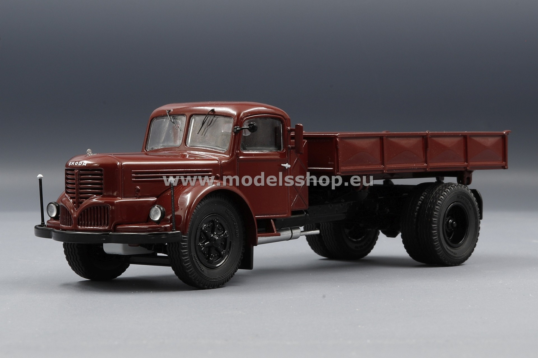 Skoda 706 RS dump truck, 1946 /dark red - black/