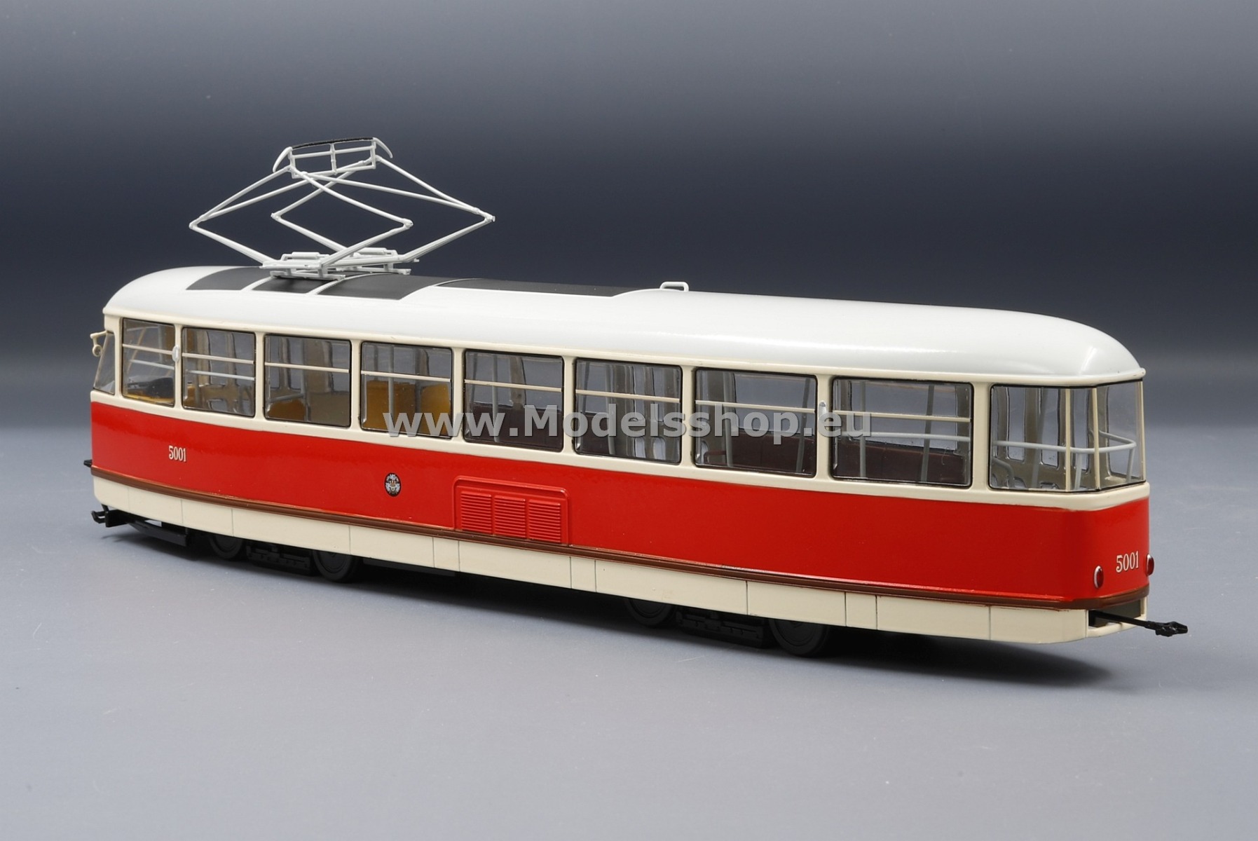 Amazon | 1/43 タトラ プラハ 路面電車 Premium ClassiXXs Tatra