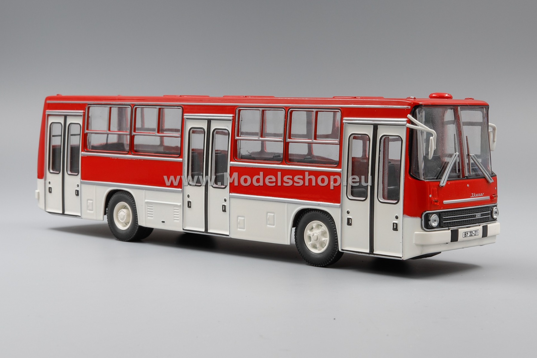 Ikarus 260.06 city-bus, wide-doors /dark red - white/