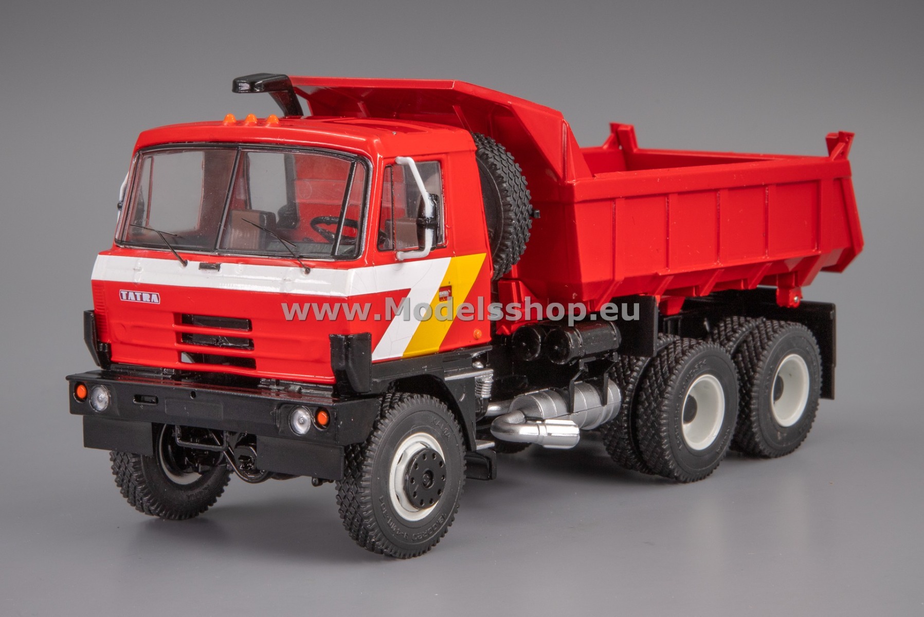 PCL47159 Tatra 815 S1 dump truck /red/