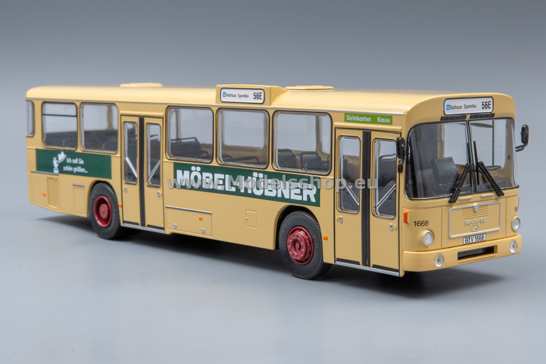 MAN SL 200 city bus, Berlin City transport / Verkehrsbetriebe / Möbel - Hübner, 1975 /beige - green/