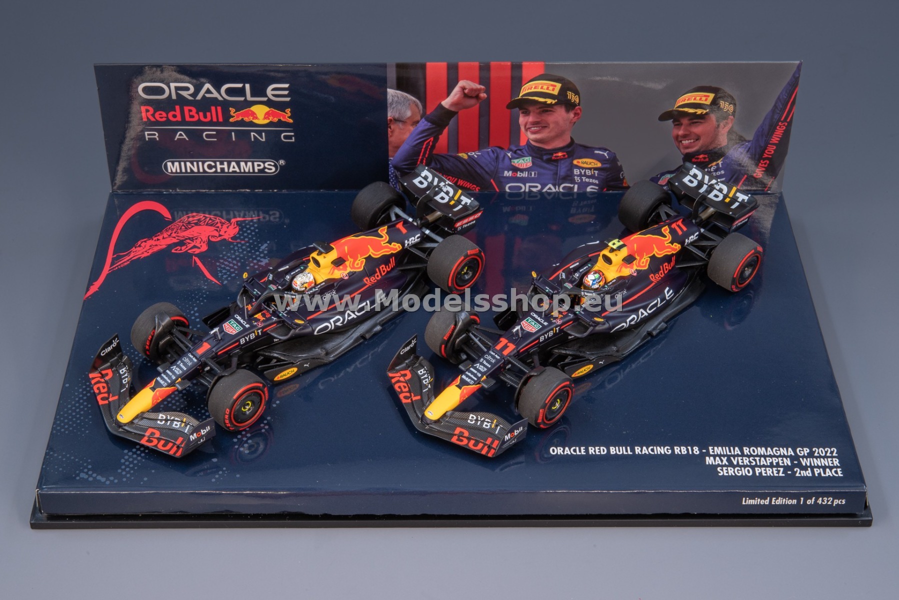 Minichamps 472224111 2-car set - Oracle Red Bull Racing RB18 - 1-2 Finish Verstappen/Perez - Emilia RomanaGP 2022