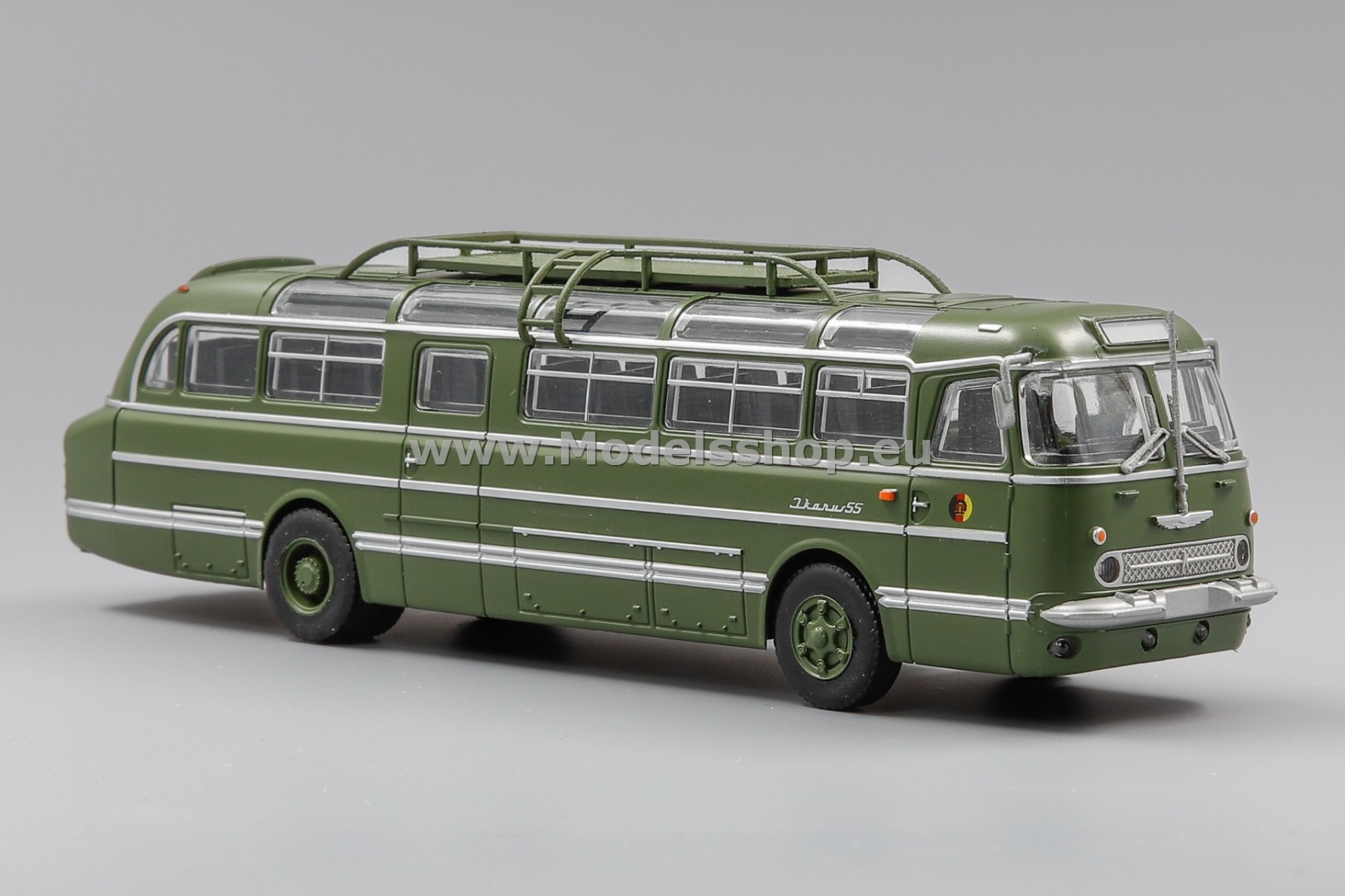 Ikarus 55 overland bus, NVA, 1968 /khaki/