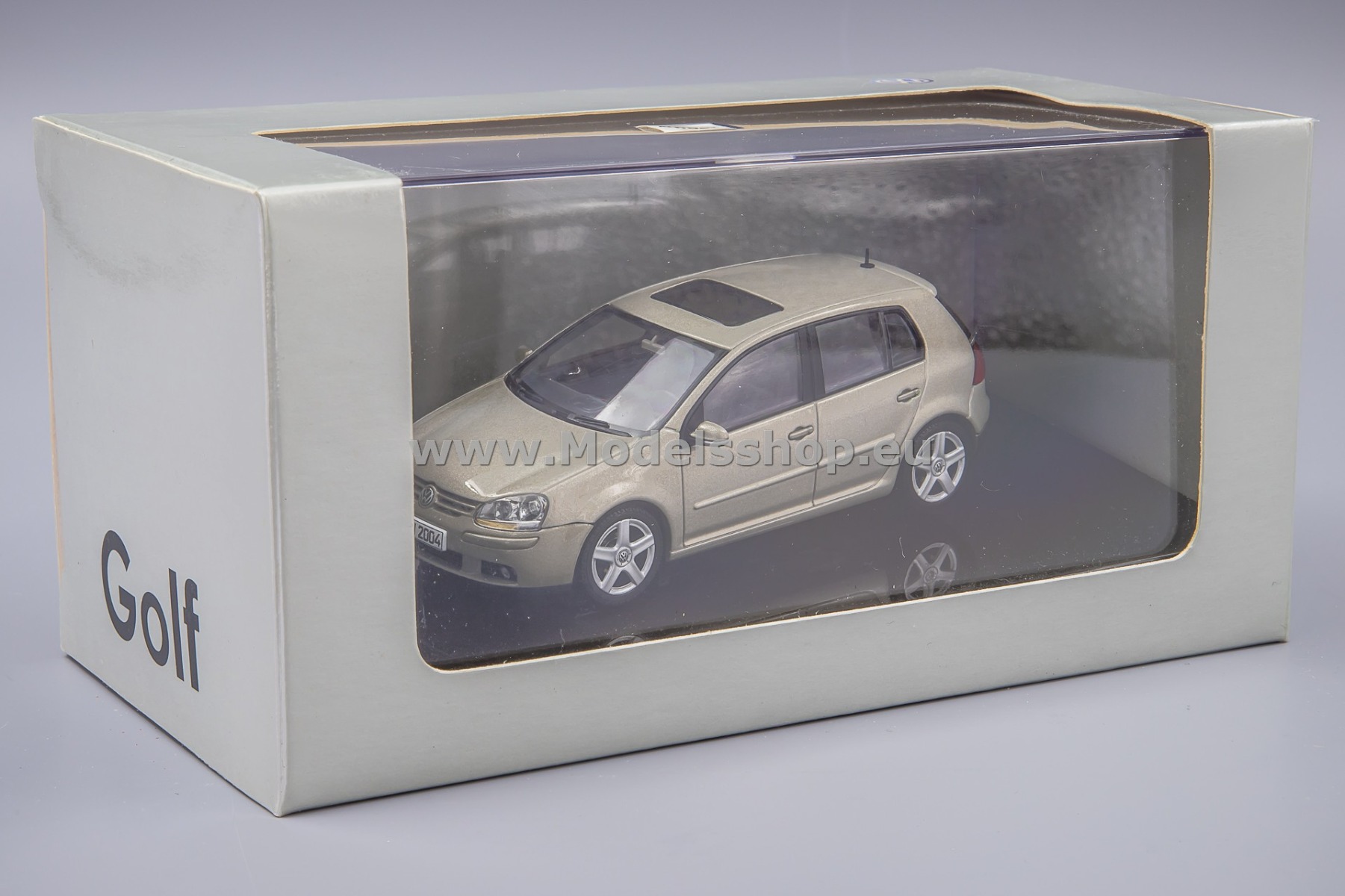 Autoart 59775 VW / Volkswagen Golf V Sportline 5d, 2003