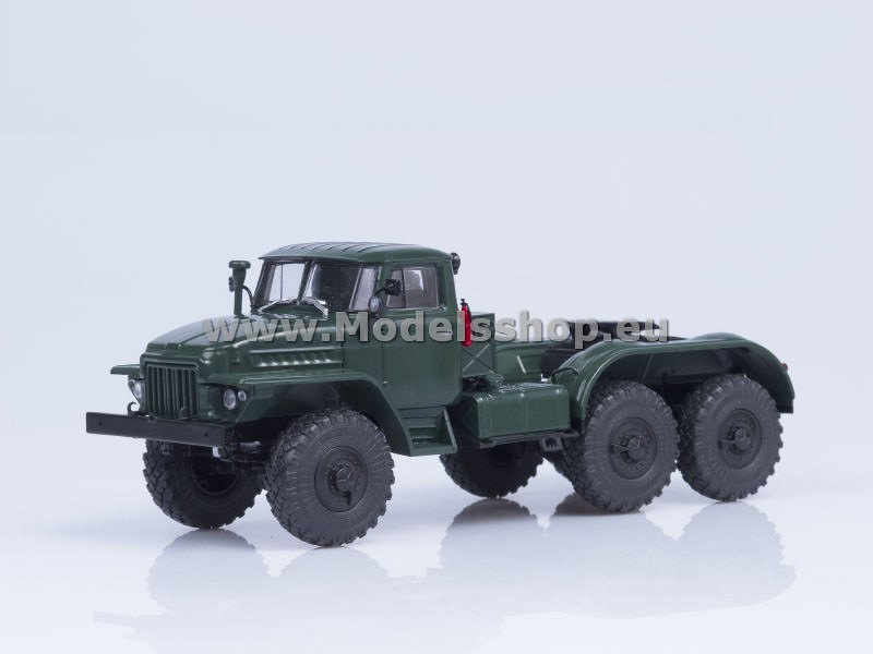 AI1080 URAL-375S-K1 tractor truck