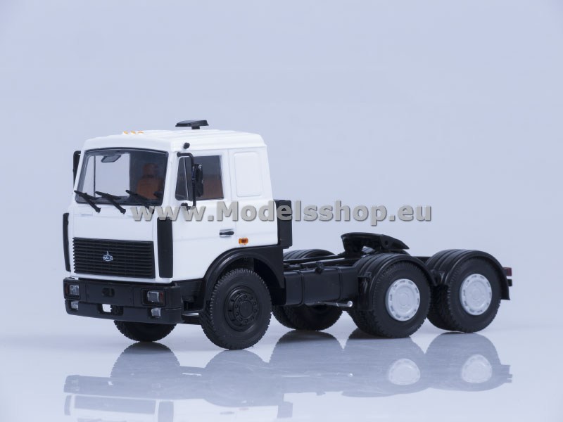 AI1087 MAZ-6422 tractor truck, later version /white/