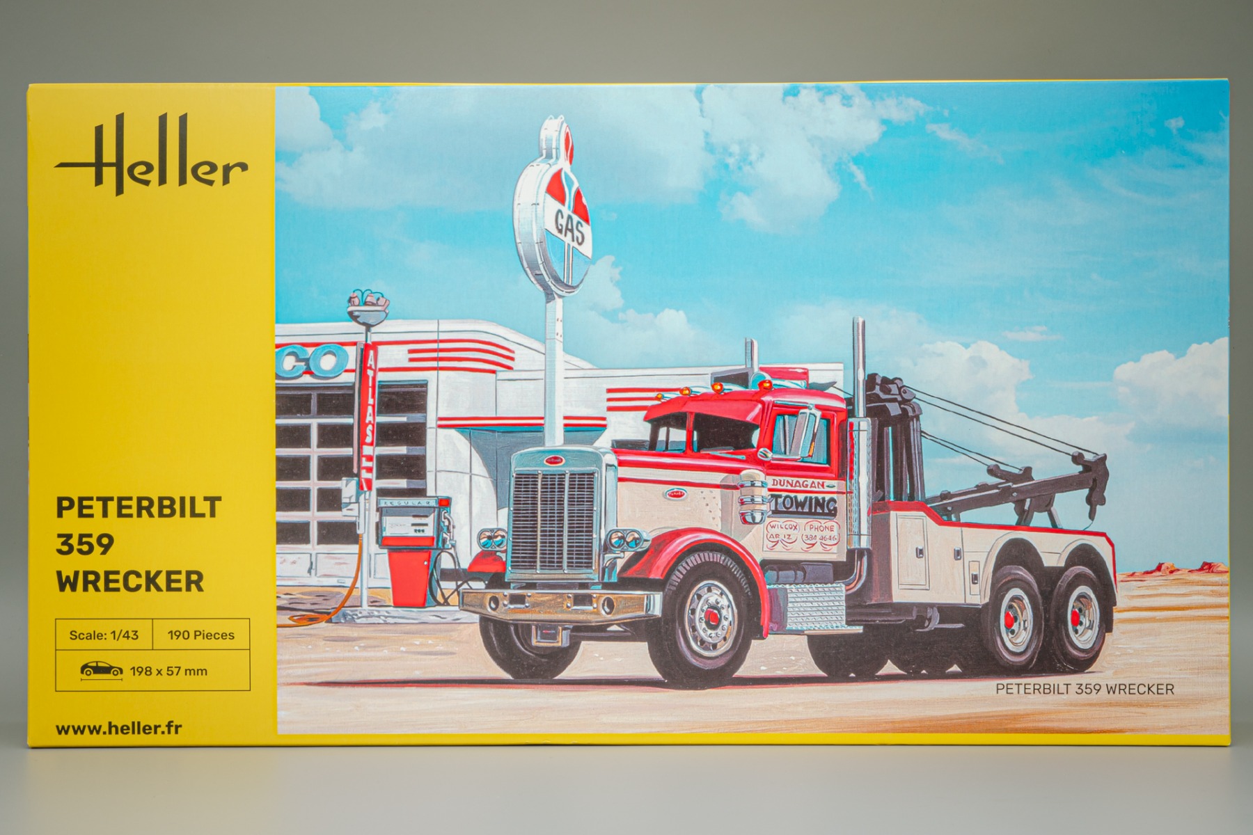 ixo Models Modellauto Peterbilt 359 Wrecker Abschlepper grün, Maßstab 1