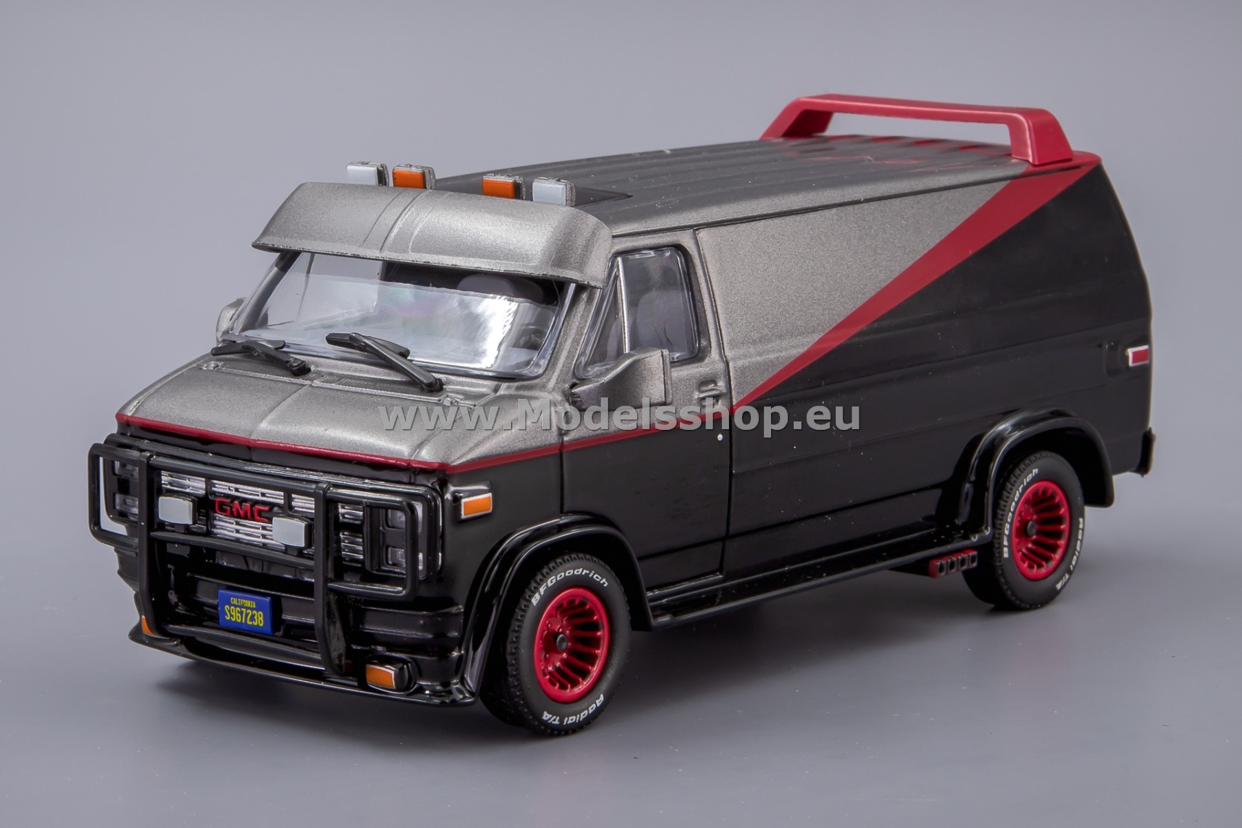 GreenLight GL86515 GMC Vandura, 1983  van from TV-series  