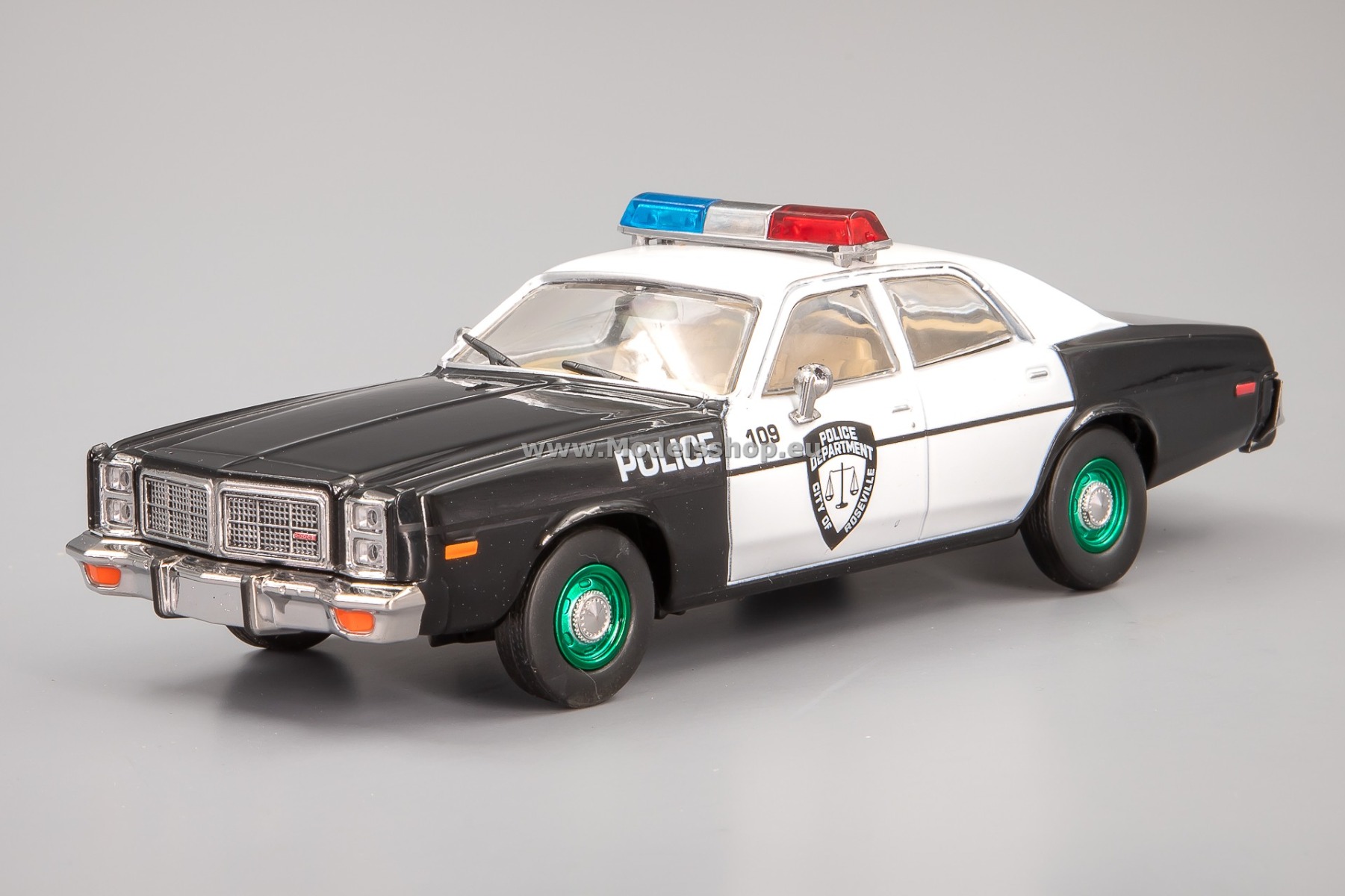 GreenLight GL86588 Dodge Monaco 1977, Police Department City of Roseville
