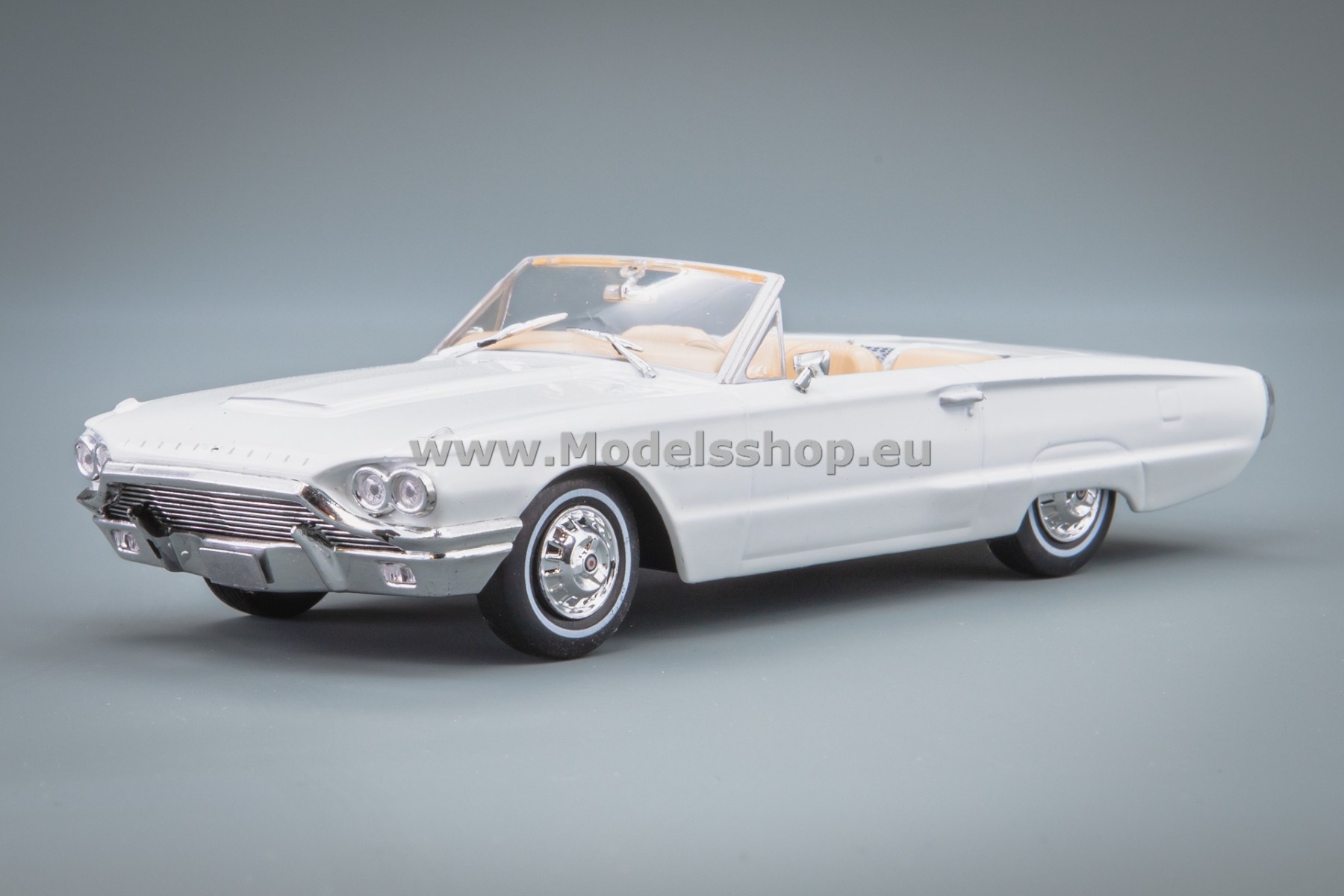 GreenLight GL86625 Ford Thunderbird Convertible, 1964 /Wimbledon white/