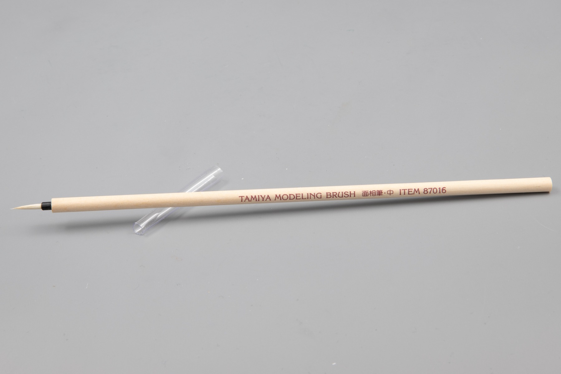 Tamiya TA87016 Pointed Brush (Medium)
