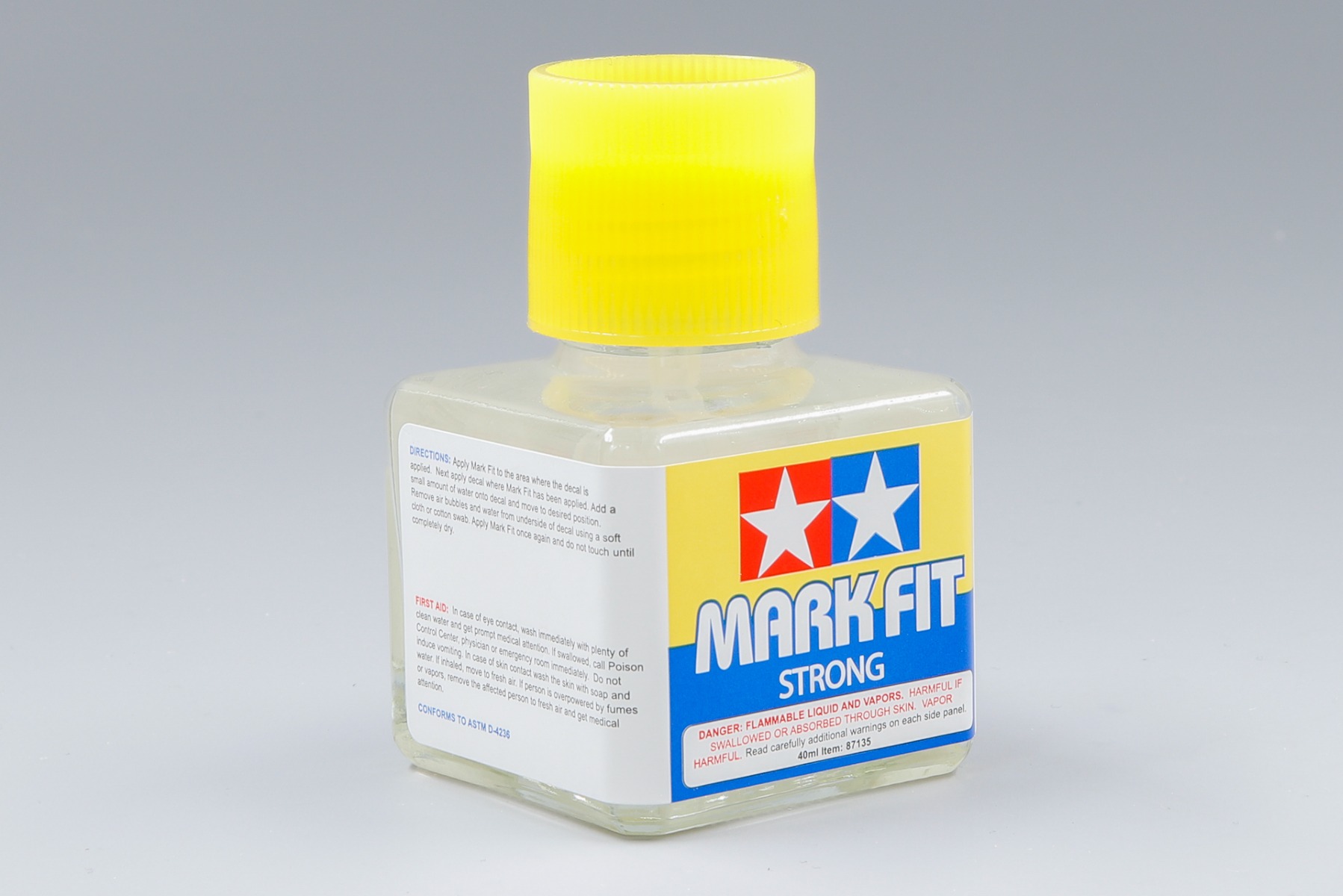 Tamiya TA87135 Mark Fit (Strong) - Decal Solution / 40ml