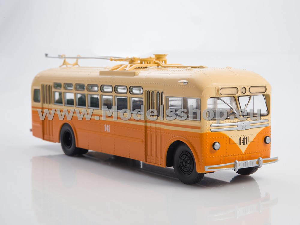 MTB-82D trolleybus /green - beige/