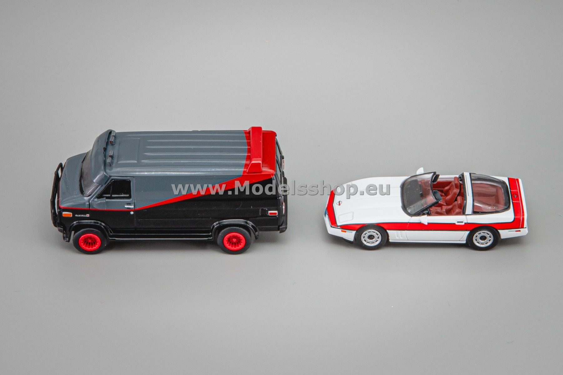 Brekina BRE90501 GMC Vandura, 1983 /black/ Corvette C4, 1984 /white/ A-Team set