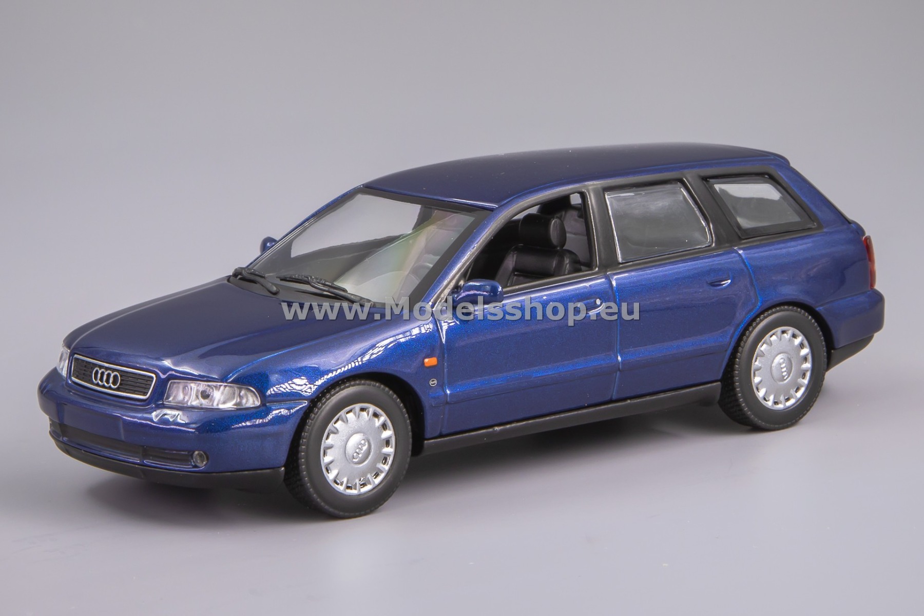 Maxichamps 940015011 Audi A4 Avant, 1995 /dark blue/