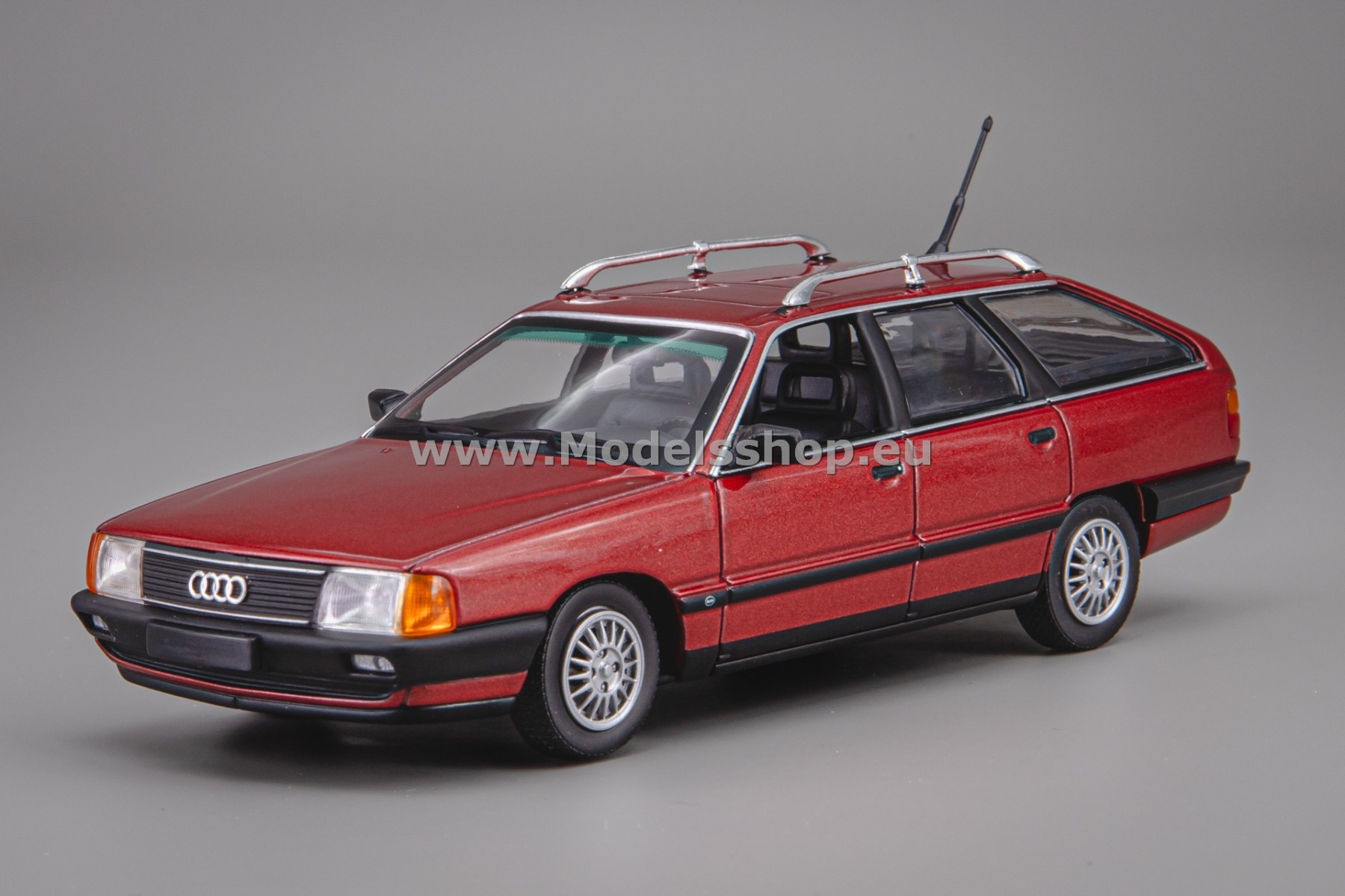 Maxichamps 940015211 Audi 100 Avant, 1990 /red/