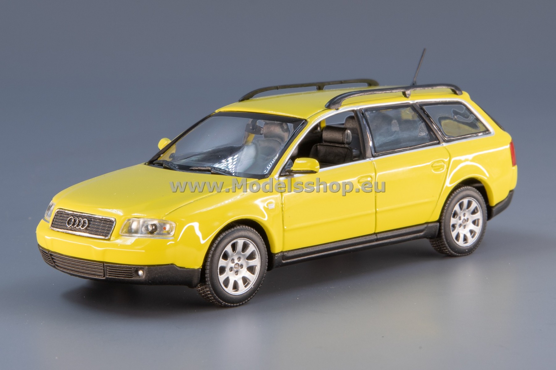 Maxichamps 940017111 Audi A6 Avant, 1997 /yellow/