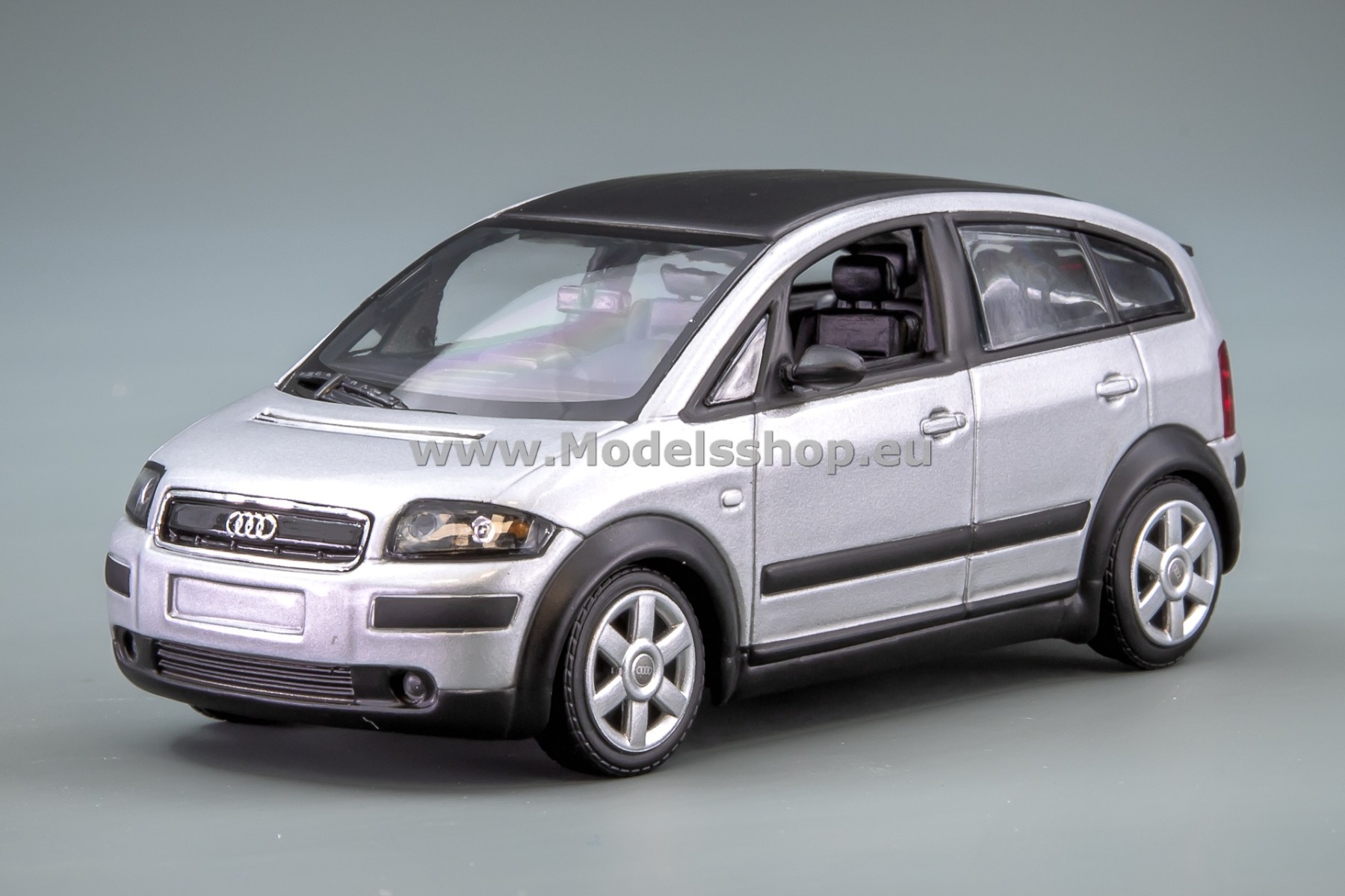 Maxichamps 940019000 Audi A2, 2000 /silver/