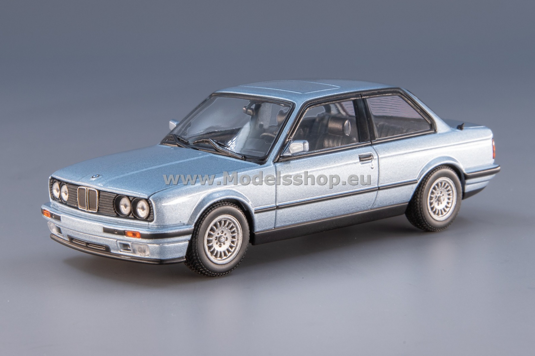 Maxichamps 940024004 BMW 3-Series (E30), 1989 /silver-blue metallic/