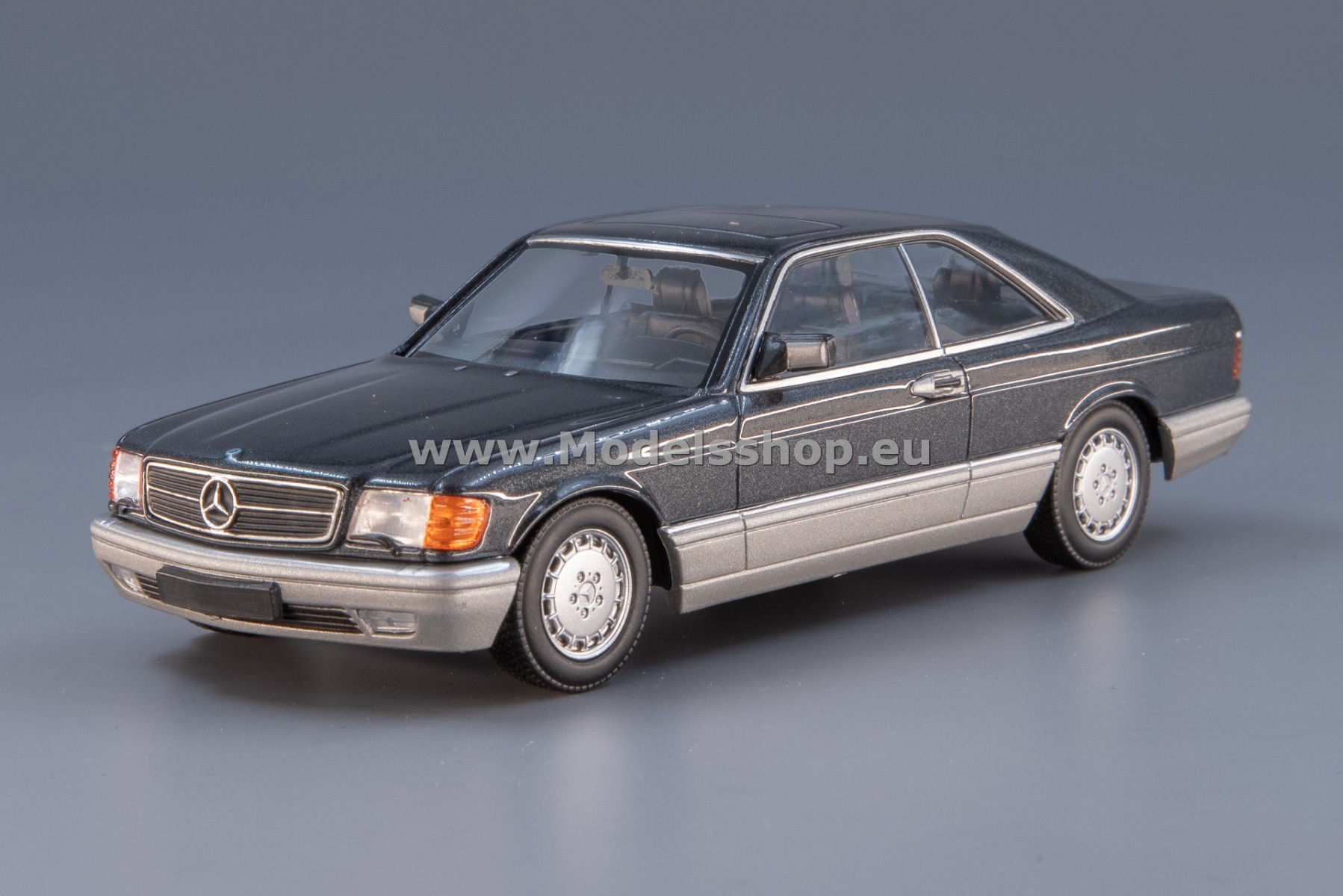 Maxichamps 940035121 Mercedes-Benz 560SEC (C126), 1986 /black metallic/