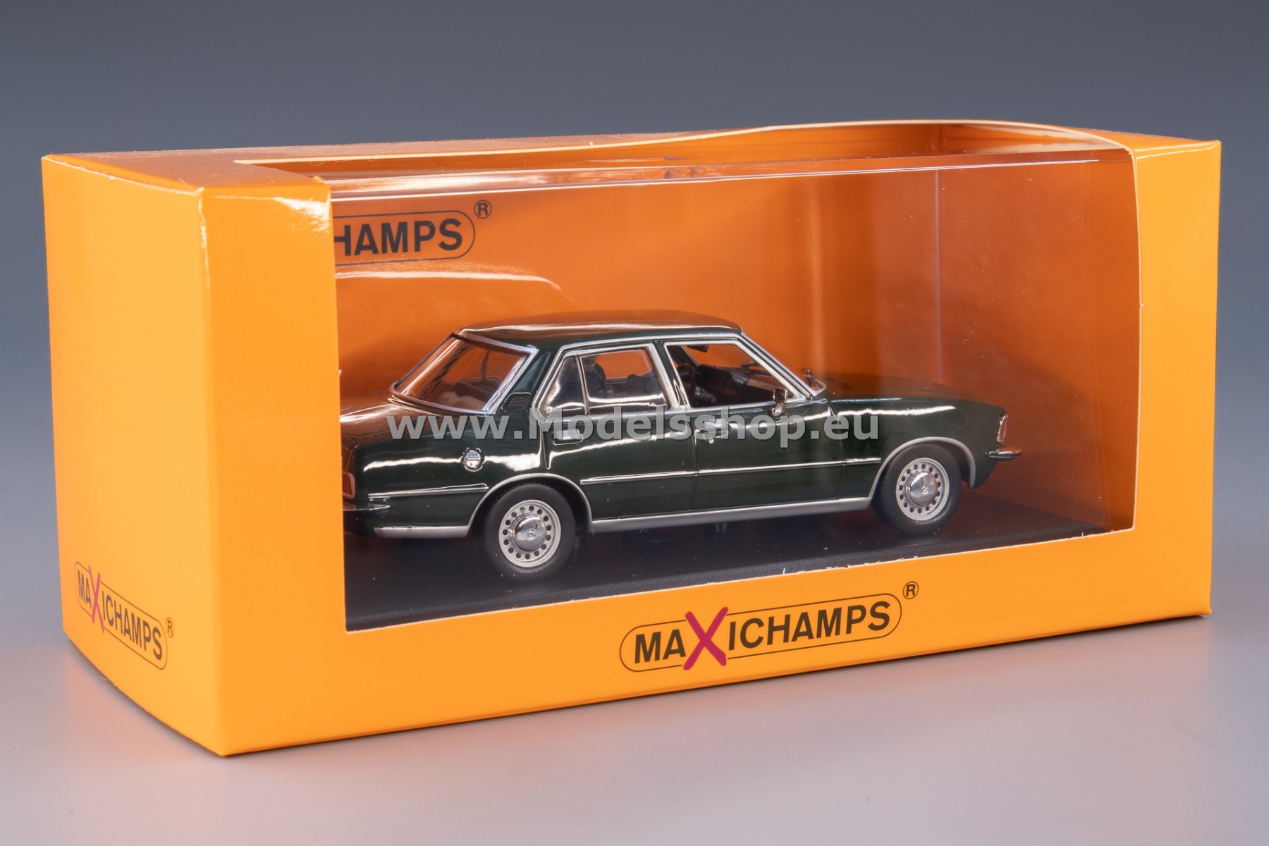 Maxichamps 940044001 Opel Rekord D, 1975 /dark green/