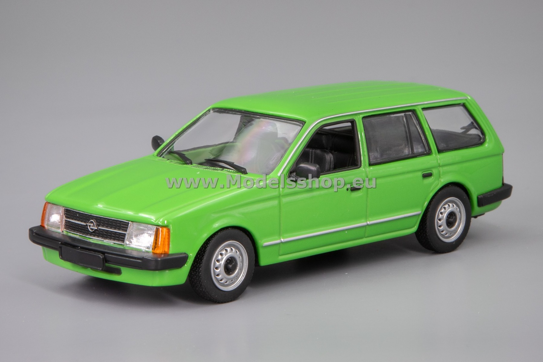 Maxichamps 940044111  Opel Kadett D Caravan, 1979 /green/
