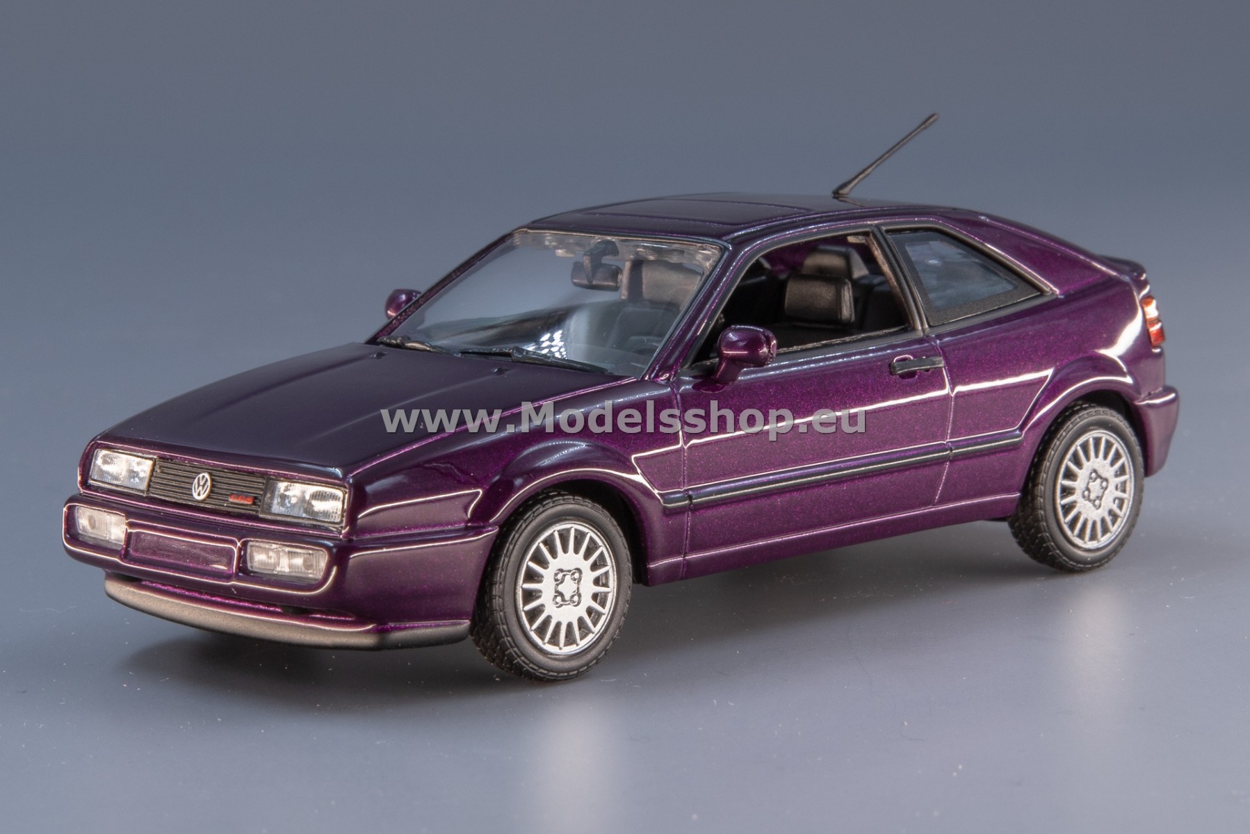 Maxichamps 940055604 Volkswagen Corrado G60, 1990 /purple metallic/