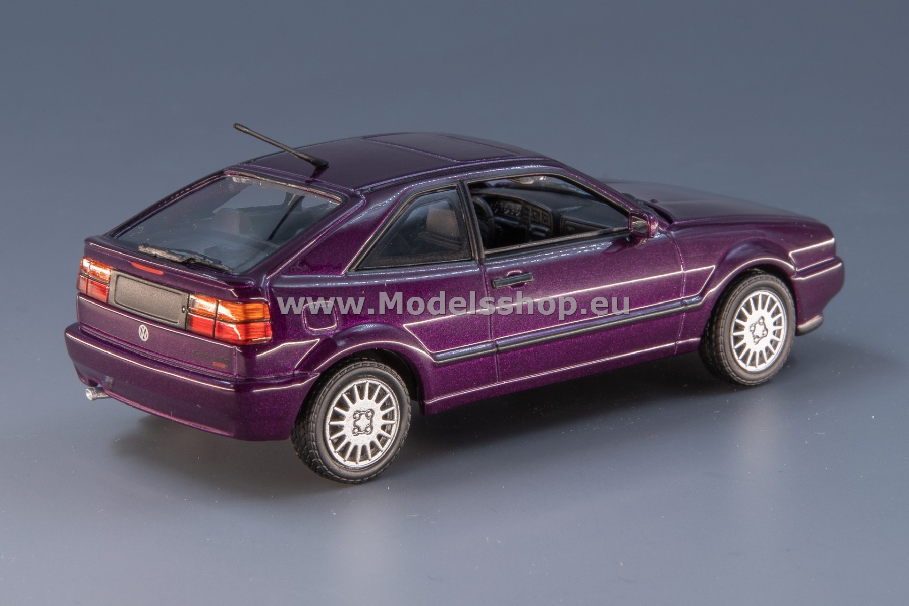 【GINGER掲載商品】 MINICHAMPS 赤 レッド 1990 G60 corrado VW Volkswagen 1/43 乗用車