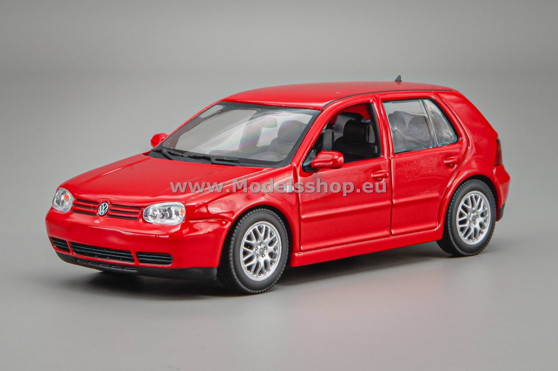 Maxichamps 940056061 Vokswagen / VW Golf (Rabbit) IV GTI, 1999 /red/