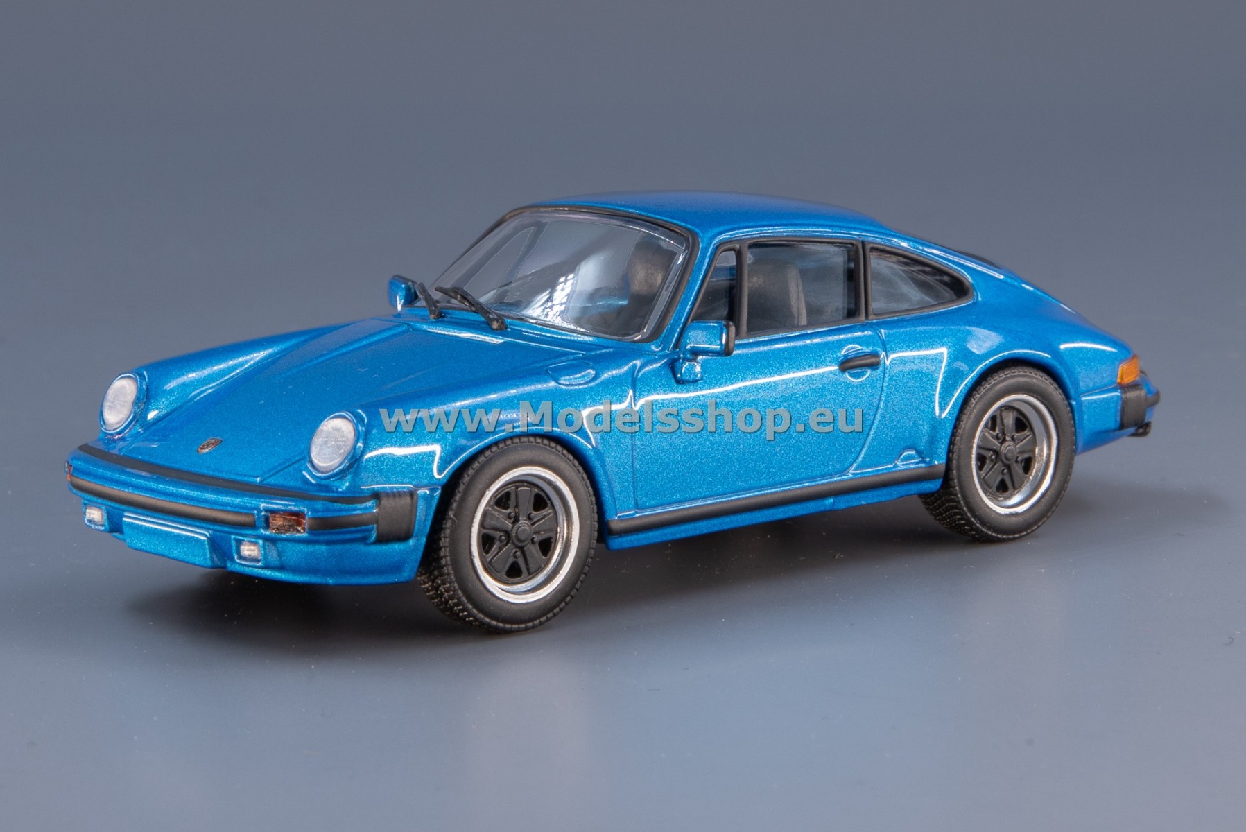 Maxichamps 940062024 Porsche 911 SC, 1979 /blue metallic/