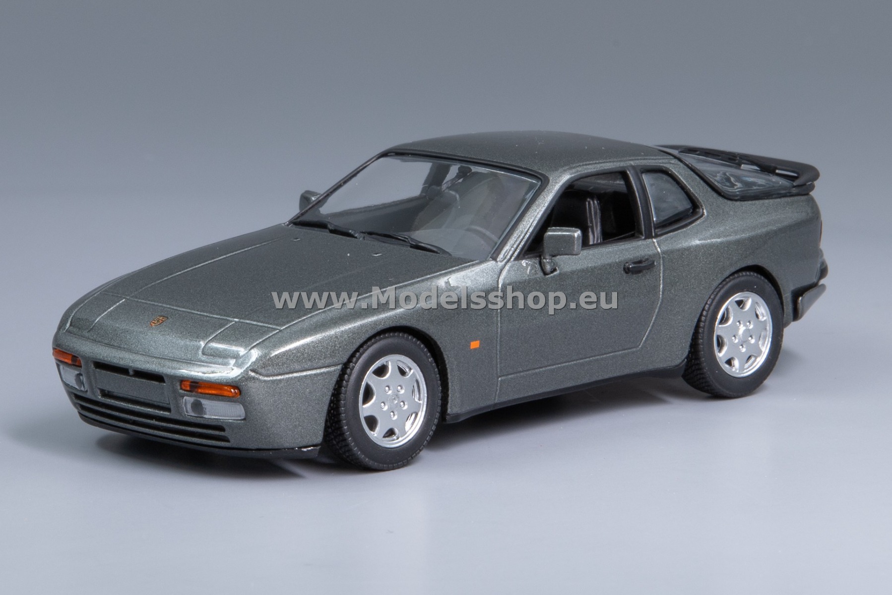 Maxichamps 940062224 Porsche 944 S2, 1989 /grey metallic/