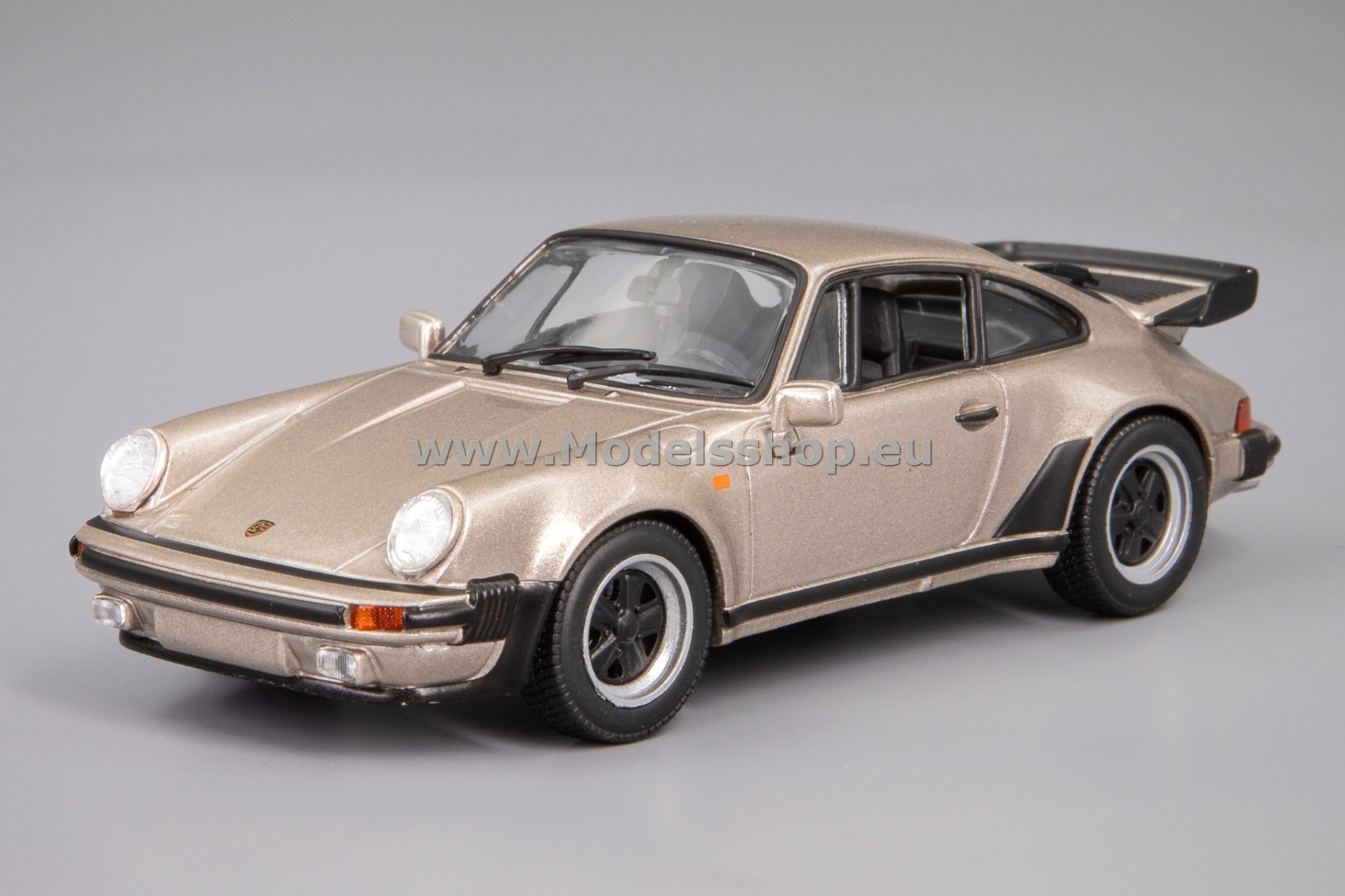 【MAXICHAMPS】Porsche 911 Turbo Yellow1990 Porsche 911 3.6 Turbo yellow (Minichamps)1:18 - Minicarweb