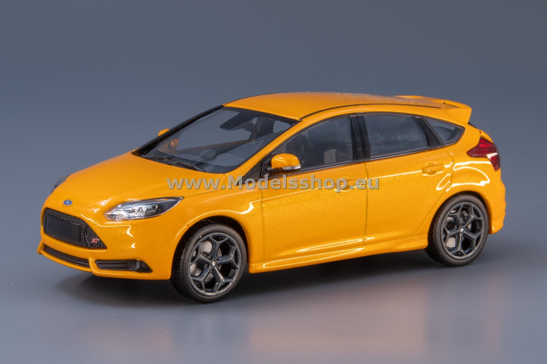 Maxichamps 940081901 Ford Focus ST, 2011 /orange metallic/
