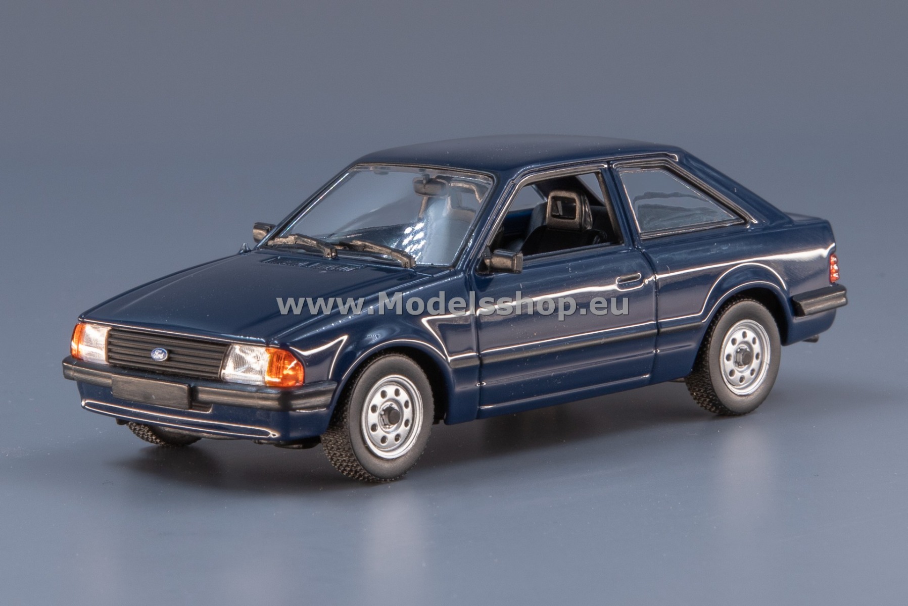 Maxichamps 940085000 Ford Escort III, 1981 /dark blue/