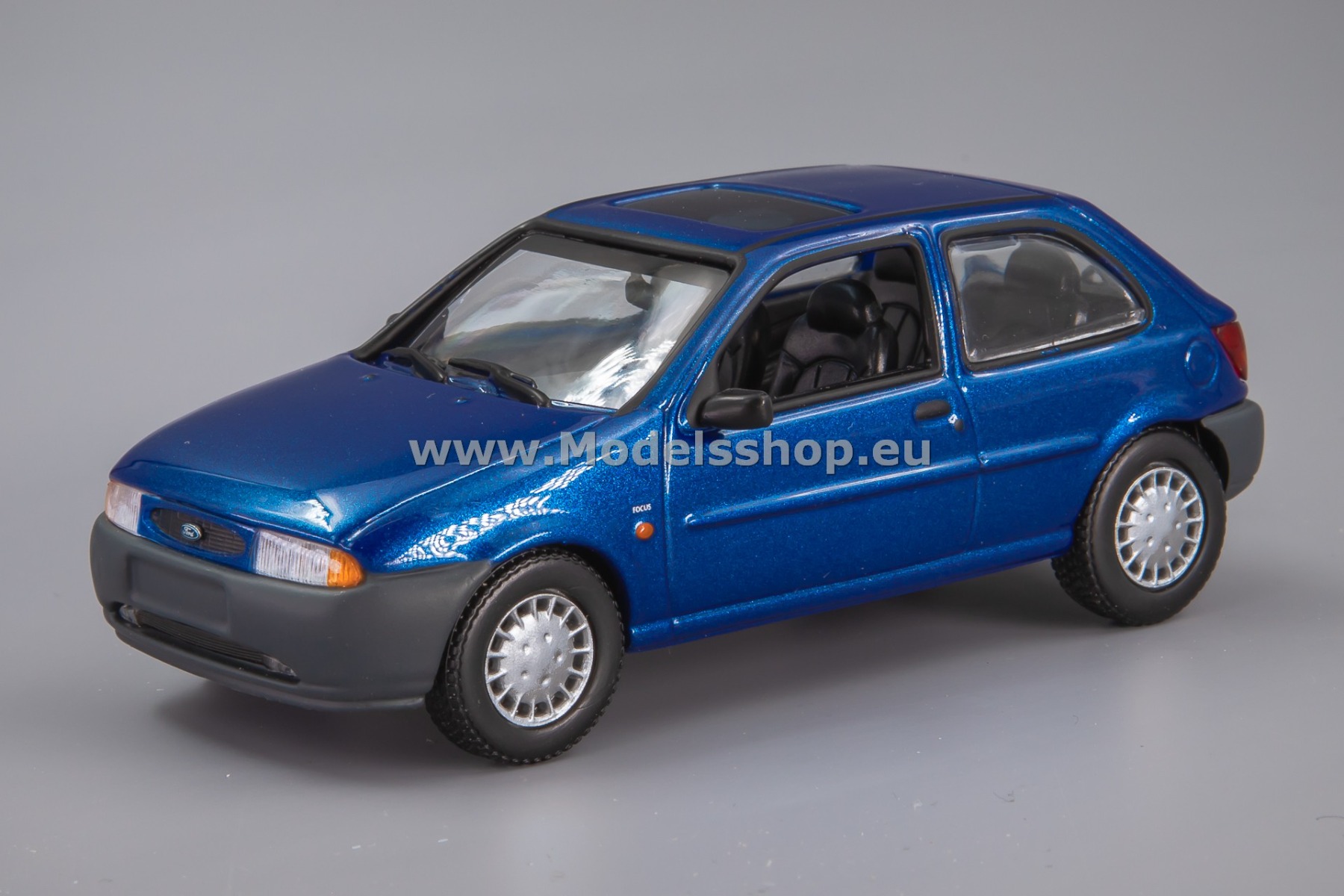 Maxichamps 940085061 Ford Fiesta MK4, 1995 /blue metallic/