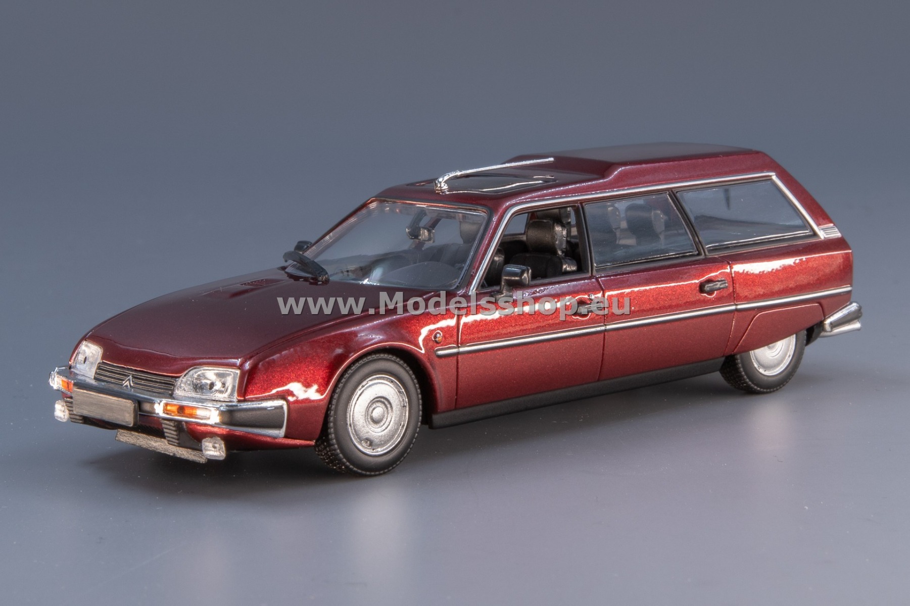 Maxichamps 940111410 Citroen CX Break, 1982 /red metallic/