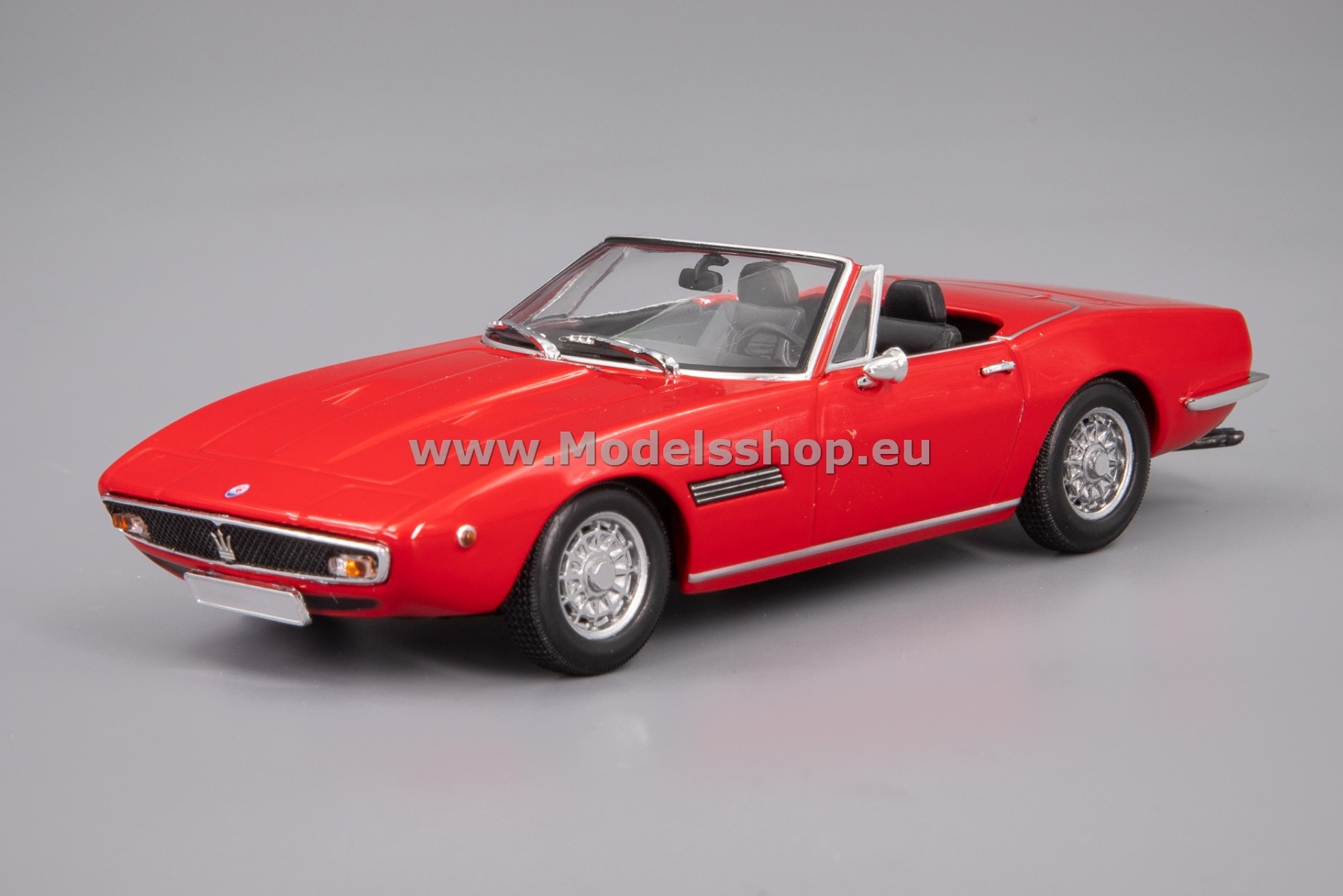 Maxichamps 940123330 Maserati Ghibli Spyder, 1969 /red/