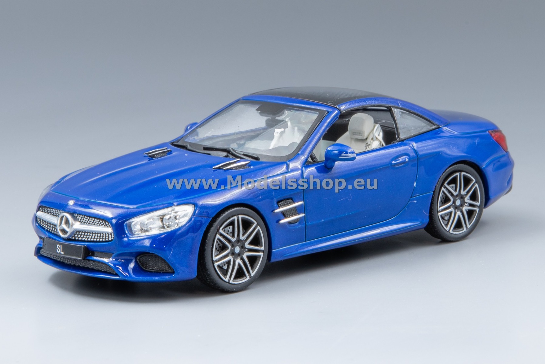 Spark B66960533 Mercedes-Benz SL (R231), facelift 2012 /blue/ w. removable hardtop