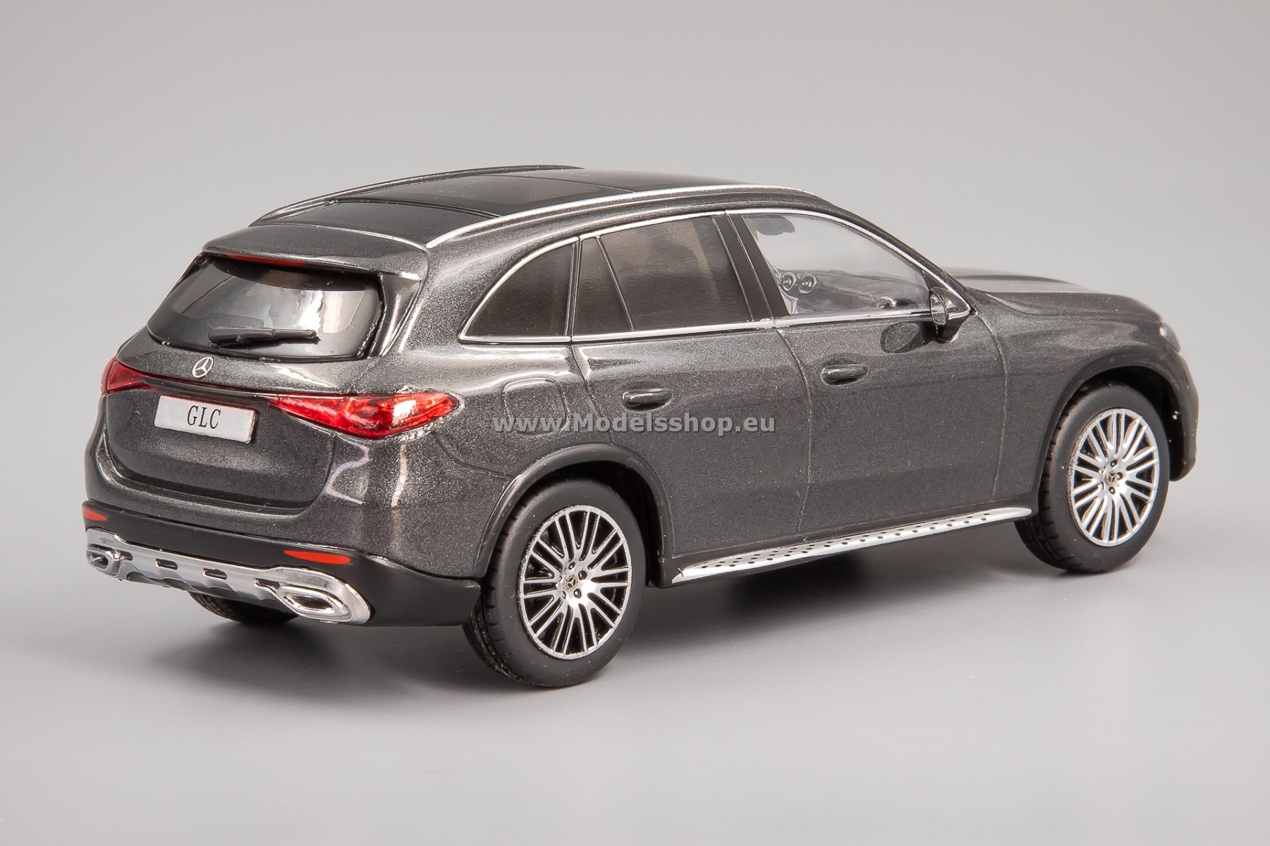 B66960645 Mercedes-Ben GLC (X254), 2022 /grey - metallic/