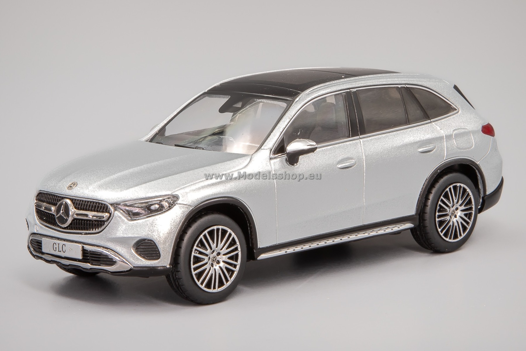 B66960646 Mercedes-Benz GLC (X254), 2022 /silver/
