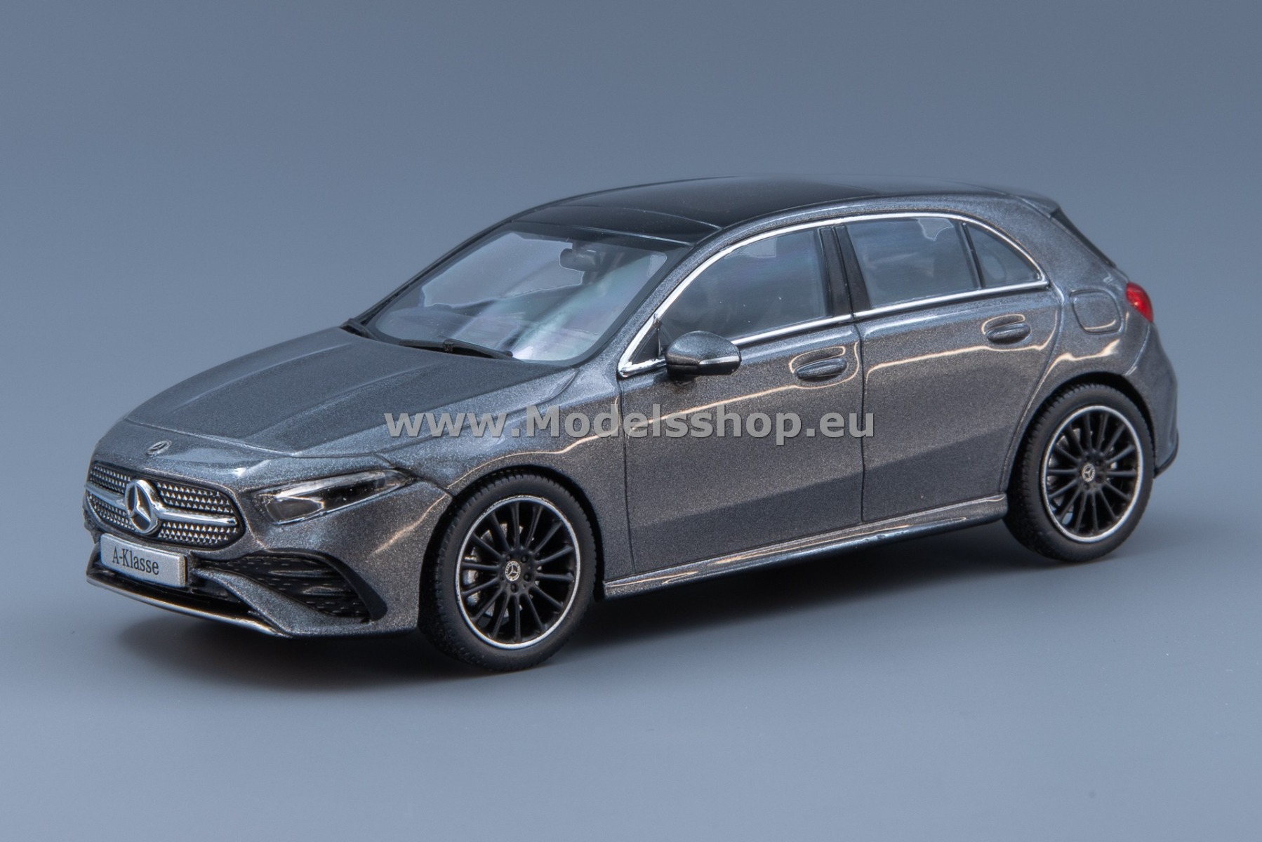 Mercedes-Benz A-Class (W177) AMG Line, 2022 /grey metallic/