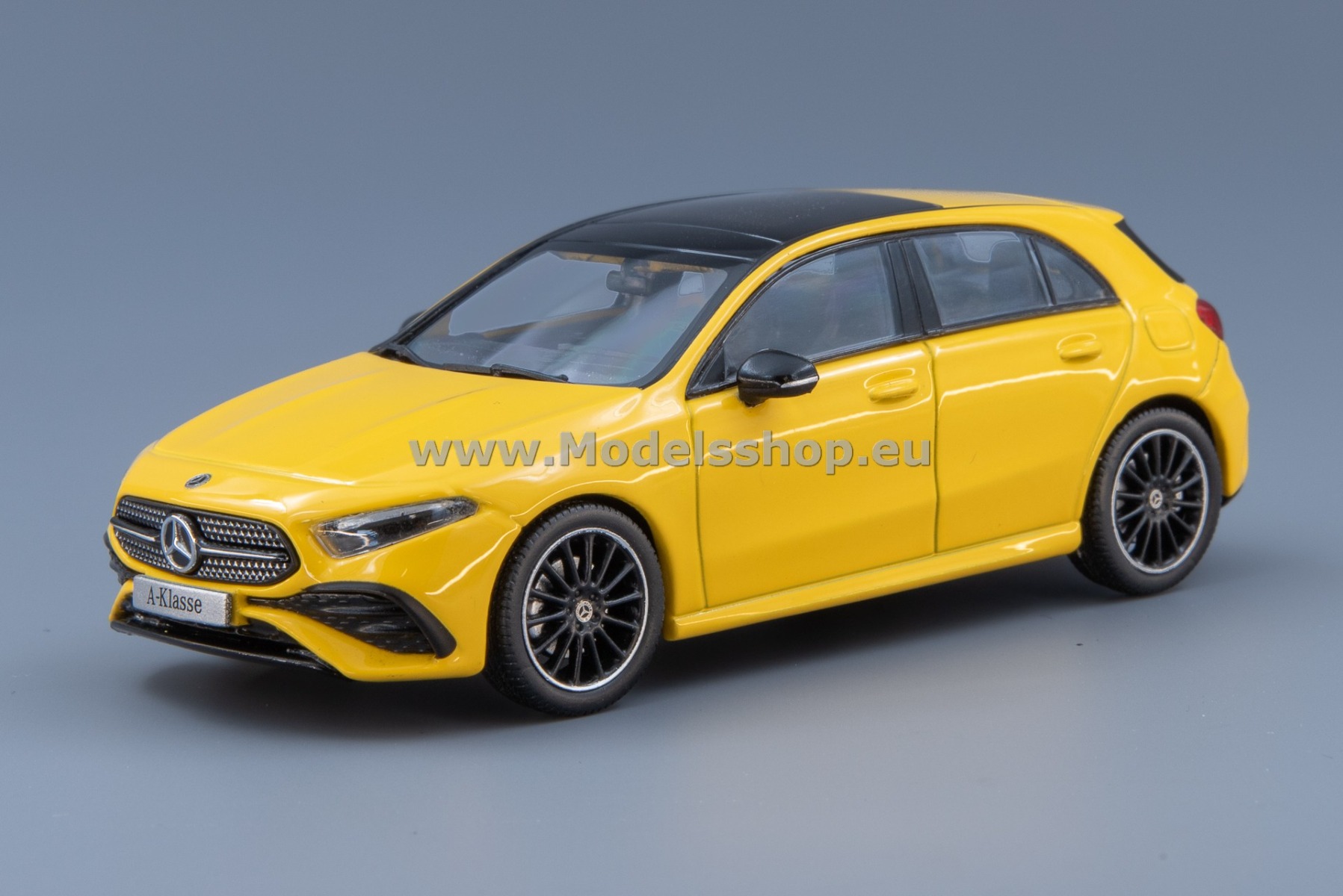Mercedes-Benz A-Class (W177) AMG Line, 2022 /yellow metallic/