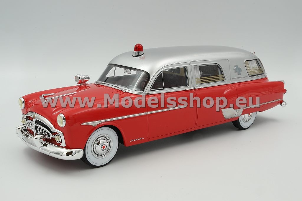Packard Henney Ambulance, 1952 /red-white/