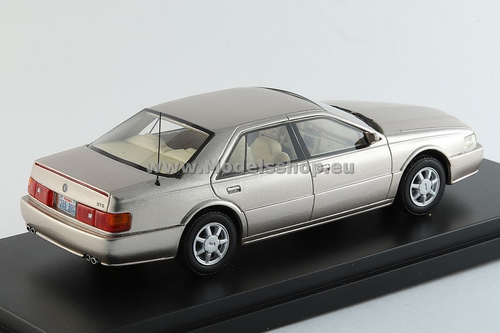 【クリスマスセール】1/43 ボスモデルズ キャデラック セビルSTS 1992 s-l400.jpg