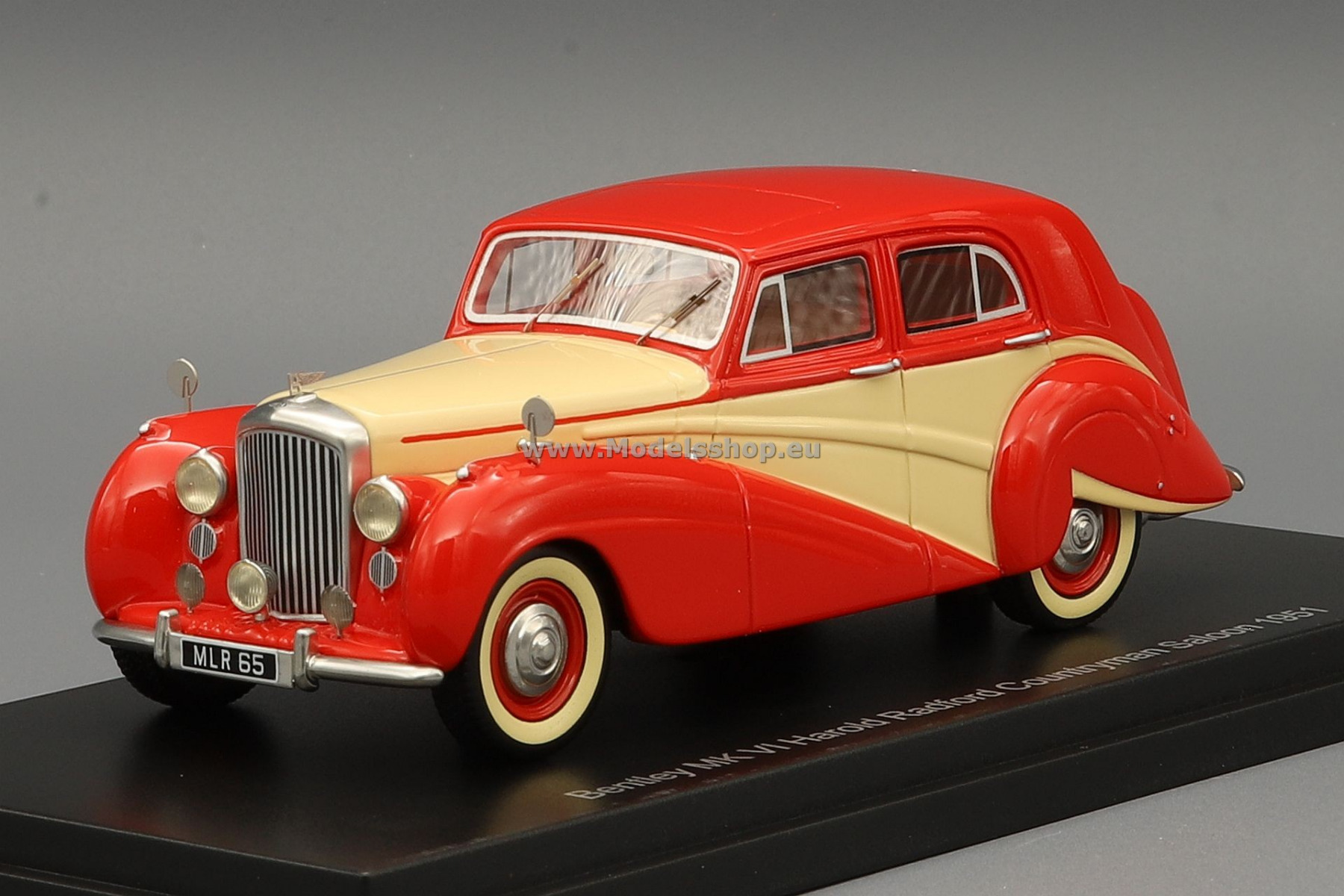 Bentley MK VI Harold Radford Countryman salon, 1951 /red - light beige/