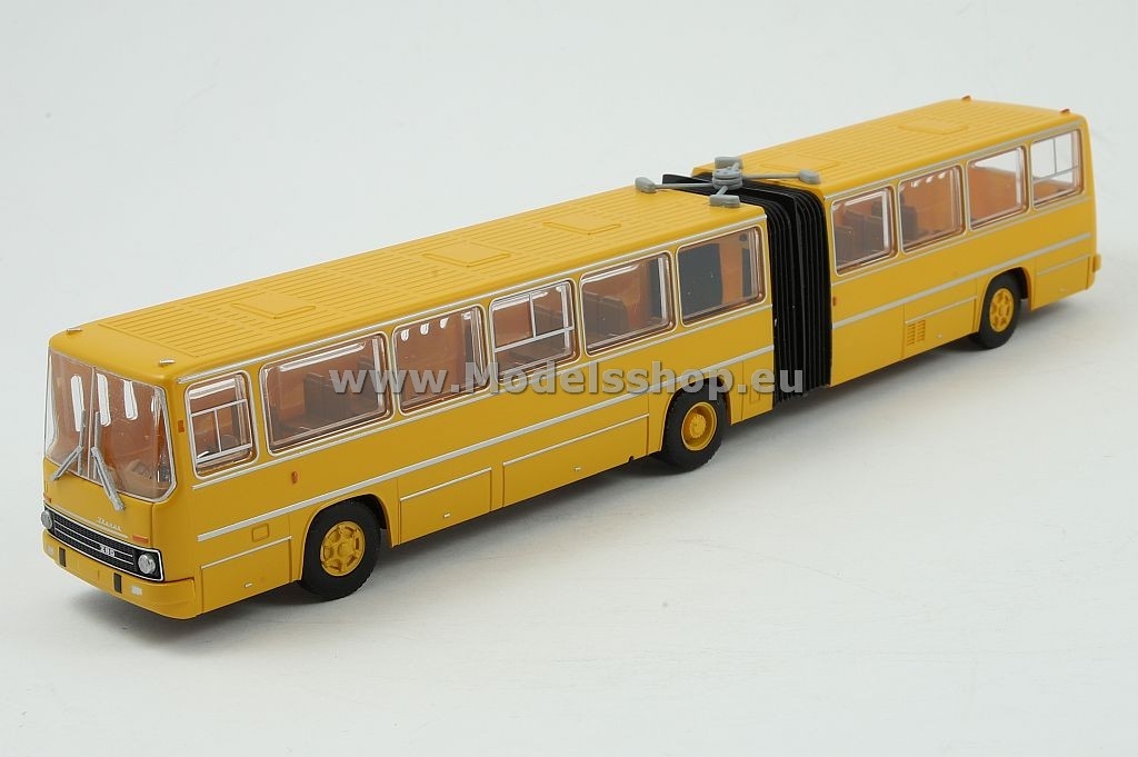 Ikarus-280 articulated city bus /yellow/