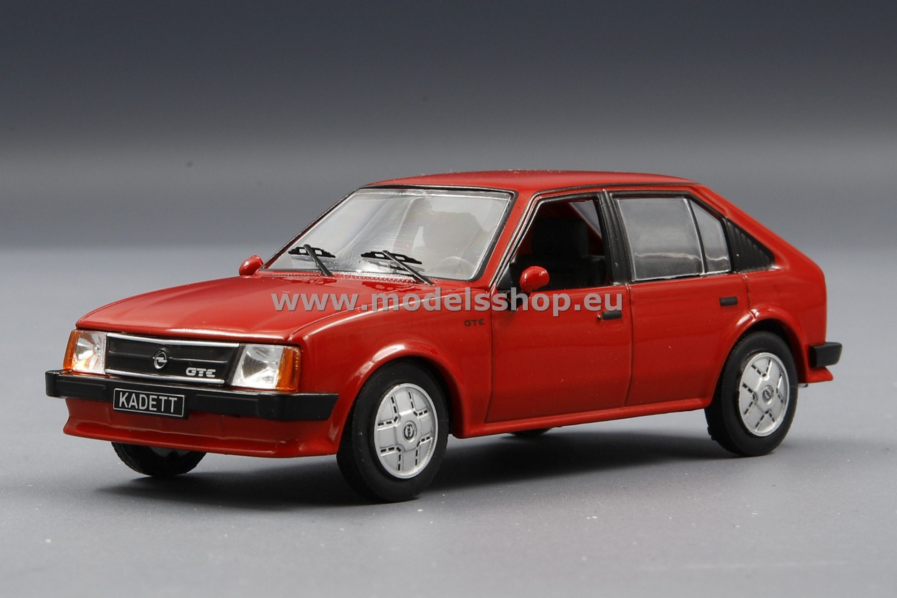IXO CLC382N Opel Kadett D GT/E, 1983 /red/