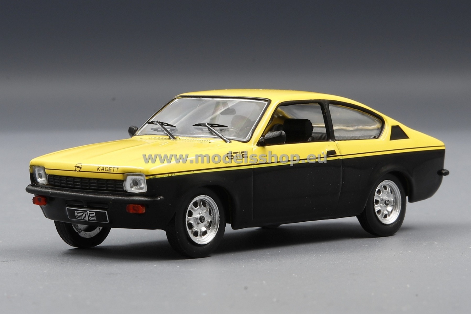 IXO CLC383N Opel Kadett C Coupe GT/E, 1976 /yellow - black/