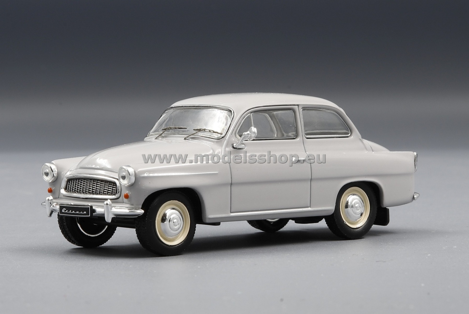 IXO CLC389N Skoda Octavia, 1963 /grey/