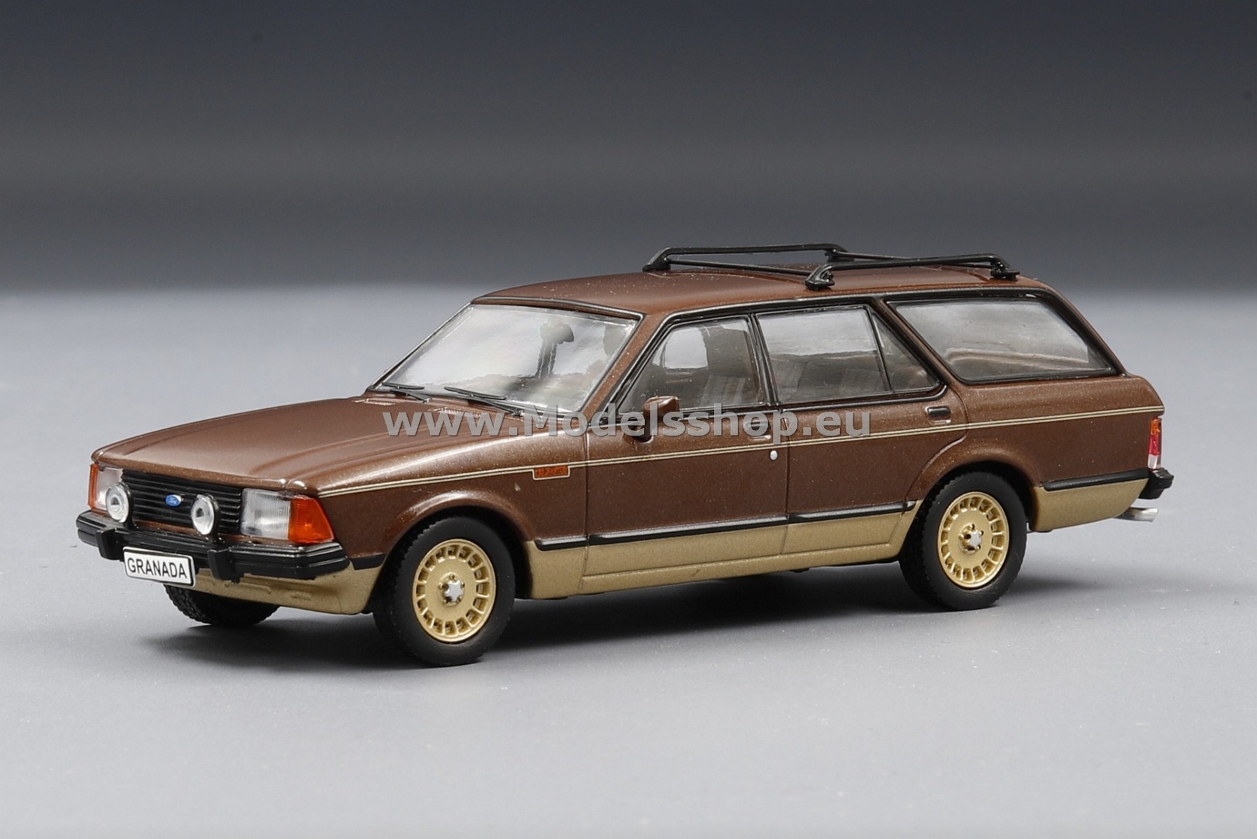 Ford Granada MKII Turnier Chasseur, 1980 /dark brown - gold/